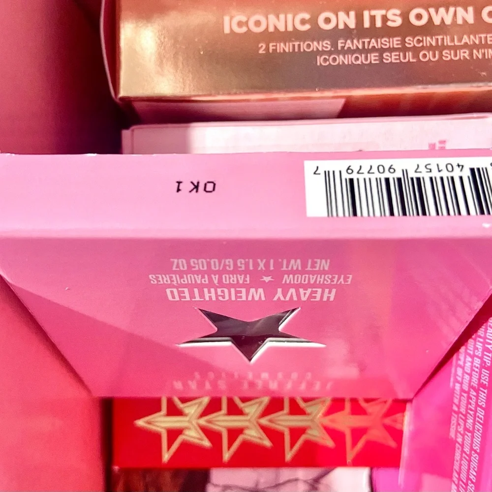Jeffree Star Cosmetics HEAVY WEIGHTED Artistry Eyeshadow Single Turquoise Makeup